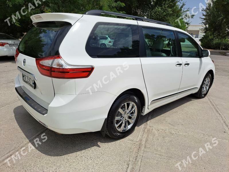 Toyota Sienna 2017 - 340 000 TMT - Ашхабад - img 5
