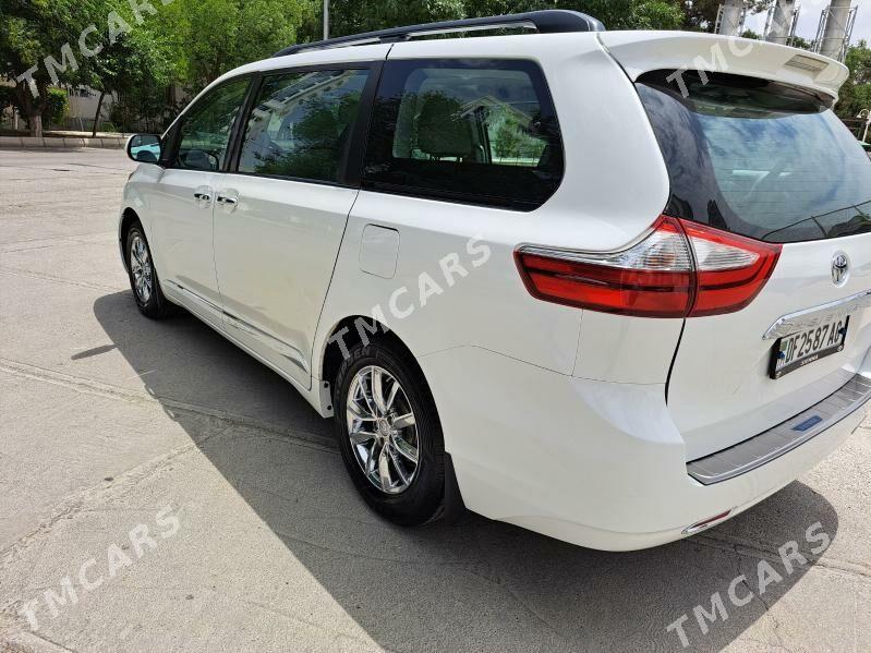 Toyota Sienna 2017 - 340 000 TMT - Ашхабад - img 10