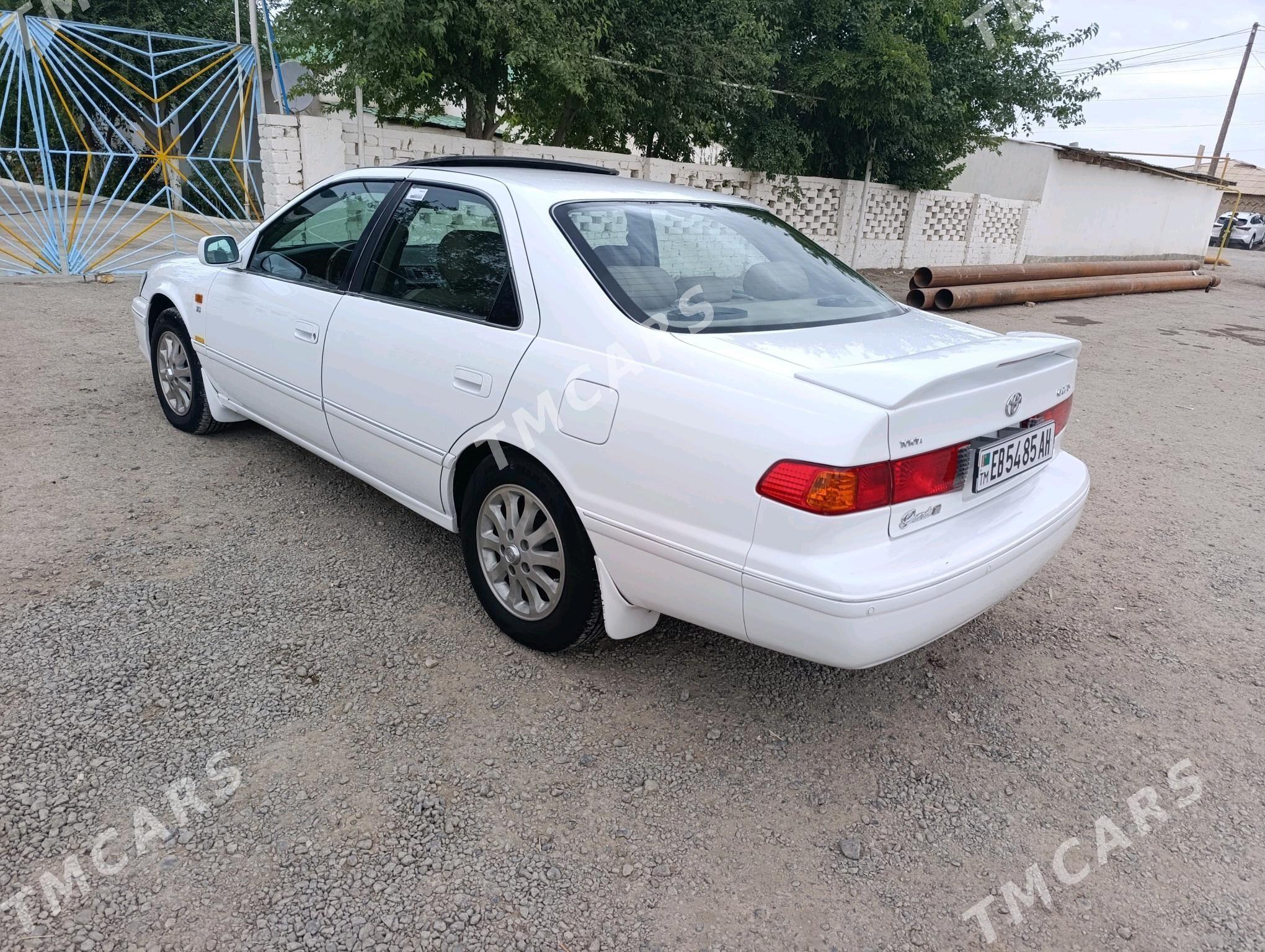 Toyota Camry 2000 - 160 000 TMT - Теджен - img 6