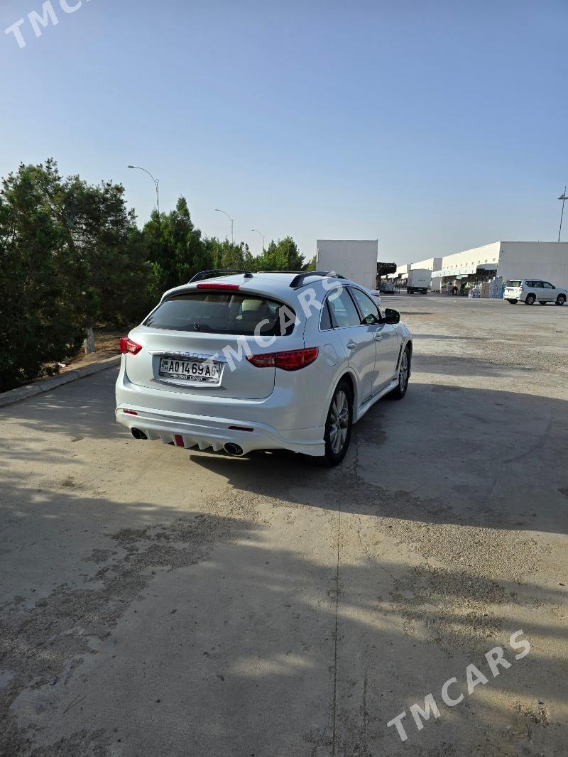 Infiniti FX35 2009 - 220 000 TMT - Хитровка - img 5