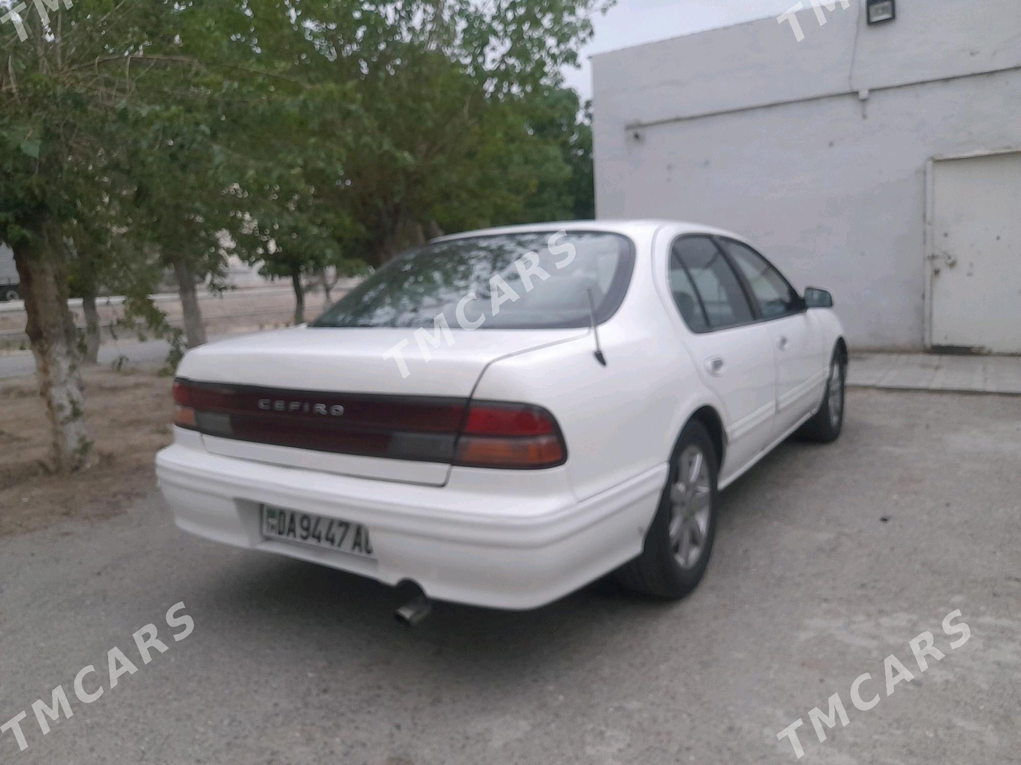 Nissan Cefiro 1996 - 55 000 TMT - Büzmeýin GRES - img 3