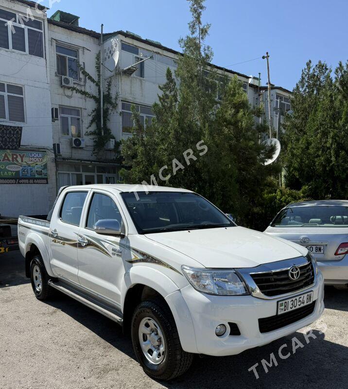 Toyota Hilux 2013 - 290 000 TMT - Туркменбаши - img 3