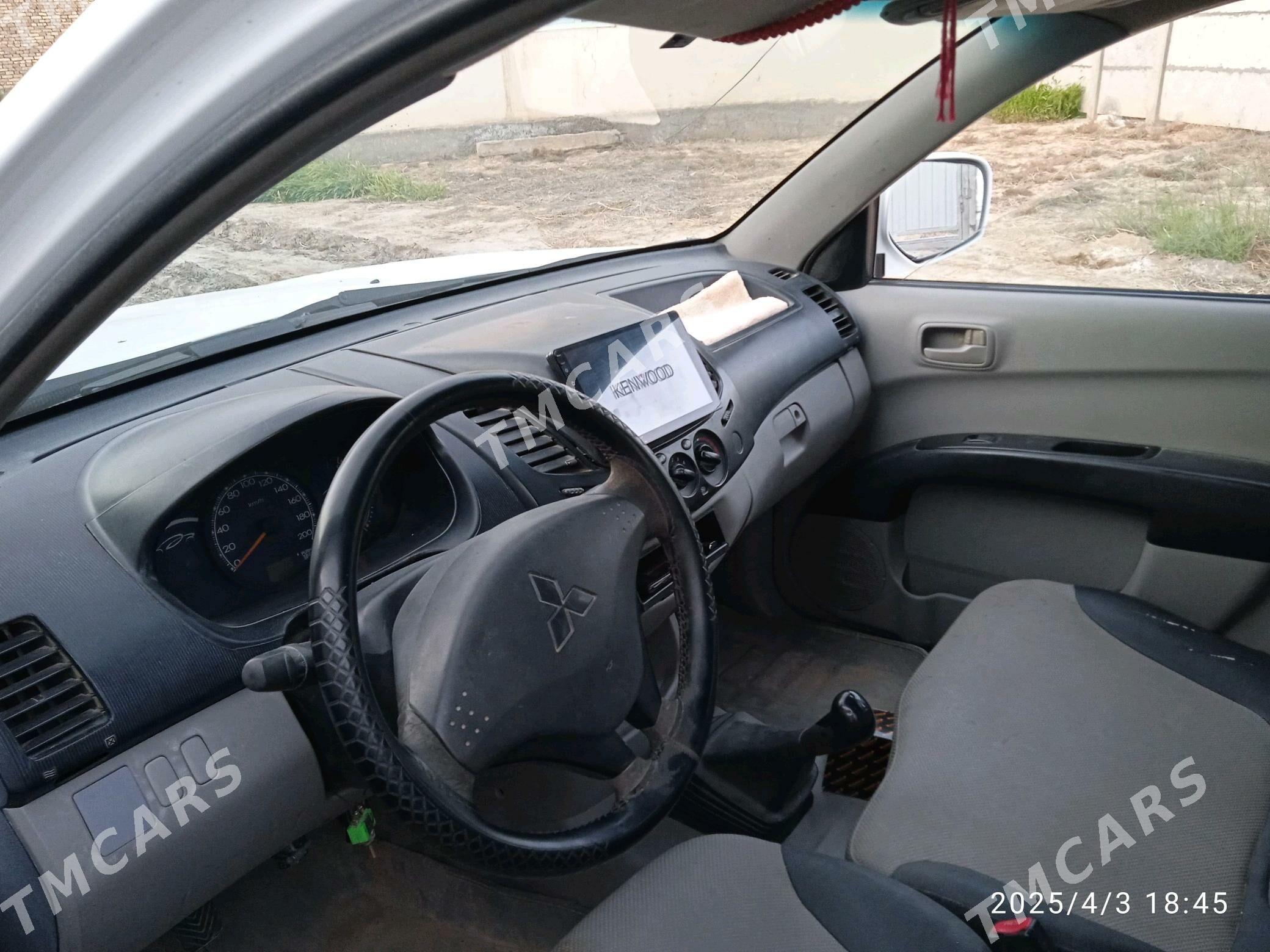 Mitsubishi L200 2007 - 100 000 TMT - Байрамали - img 3