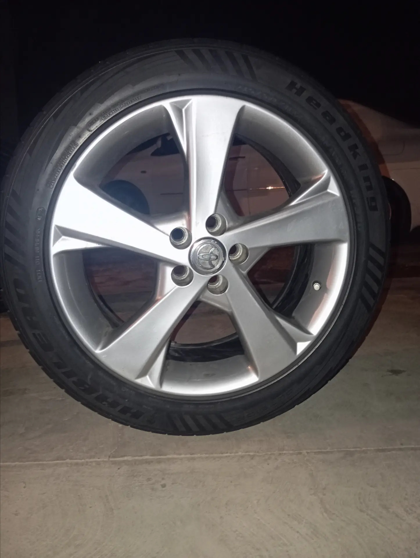 Disga 17 lik corolla 4 000 TMT - Серахс - img 2