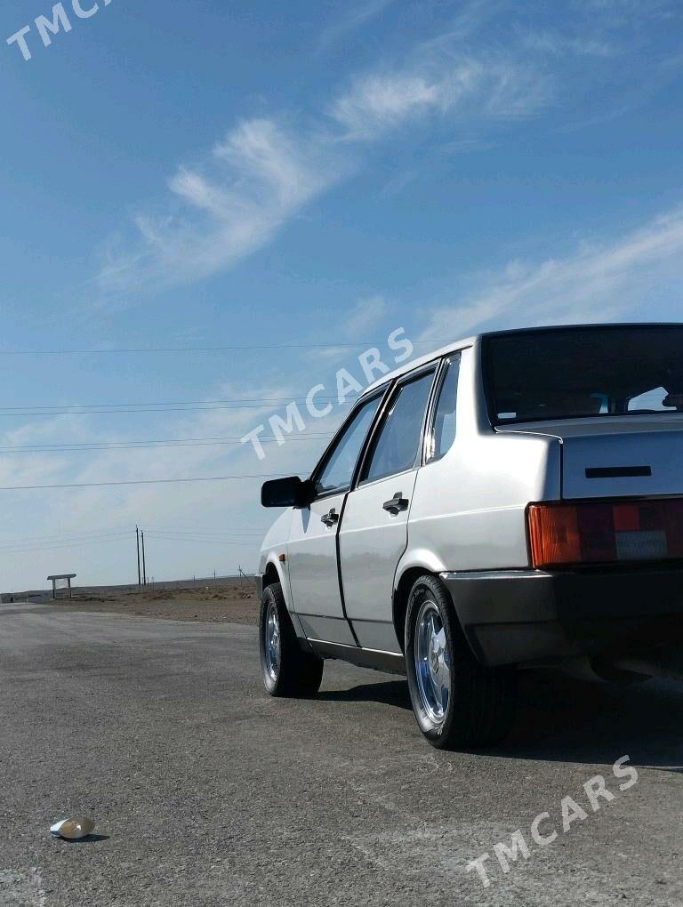Lada 21099 2004 - 26 000 TMT - Туркменбаши - img 4