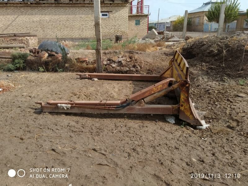 Lopata òñi DT-75 GAZAGYSTAN TR 41 000 TMT - Tejen - img 3