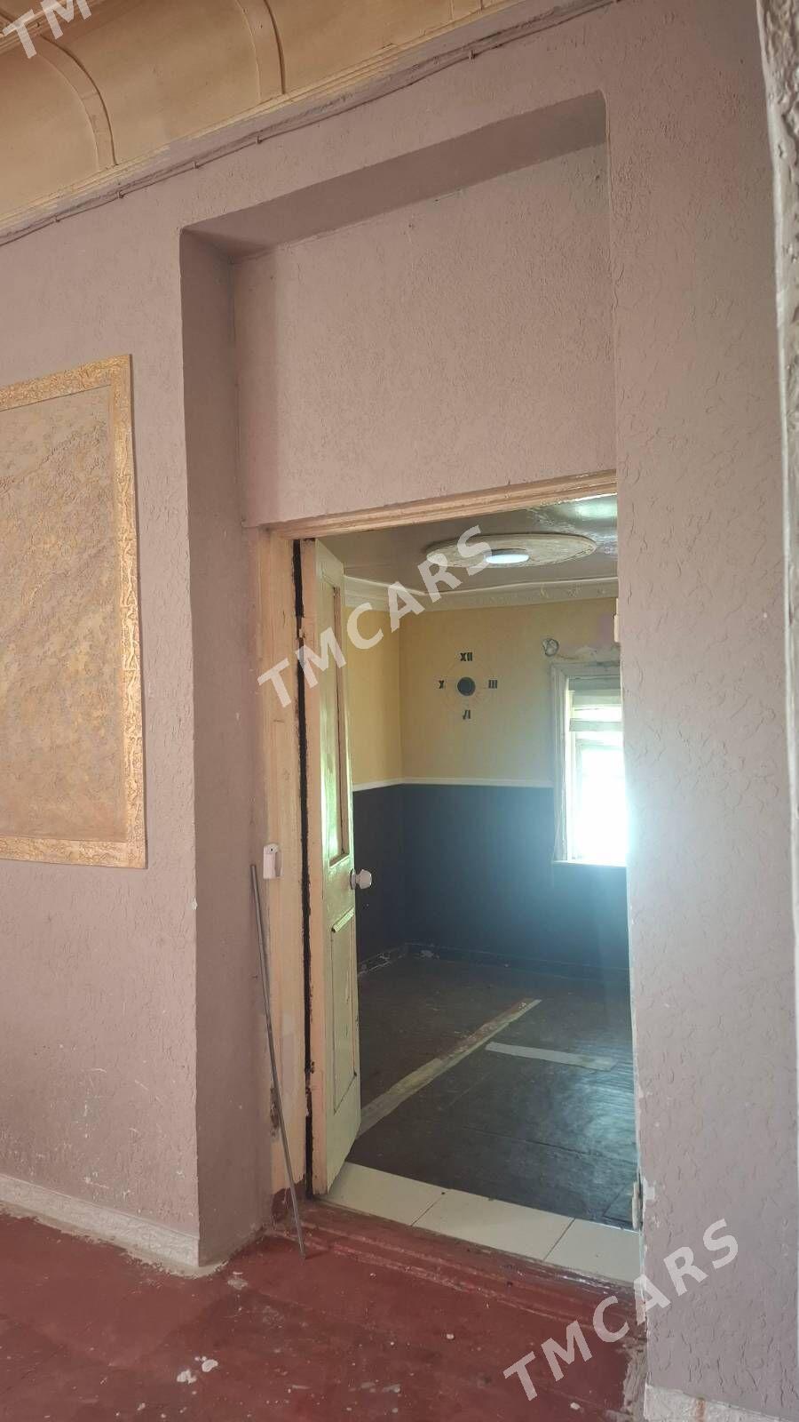 SATLYK 2 KOMNAT BEYIK POTOLOK - Ашхабад - img 3