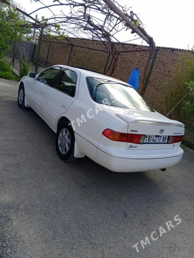 Toyota Camry 1998 - 130 000 TMT - Kaka - img 3