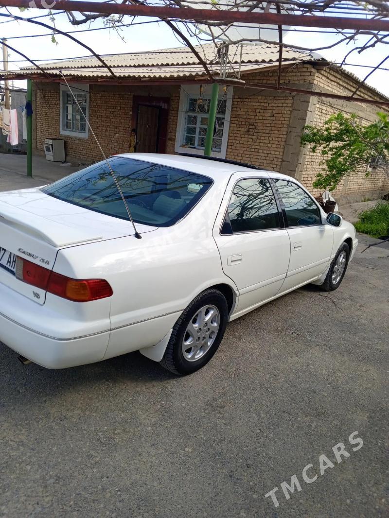 Toyota Camry 1998 - 130 000 TMT - Kaka - img 2