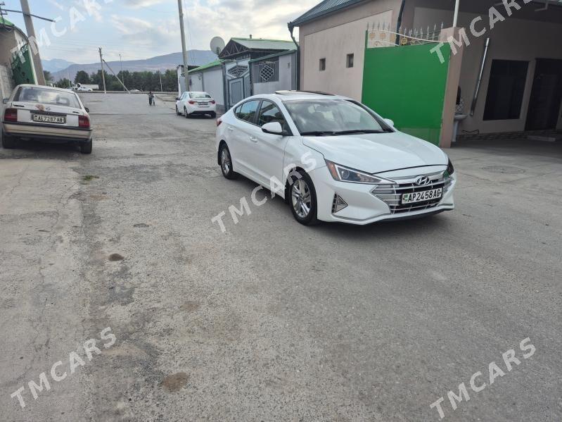 Hyundai Elantra 2020 - 206 850 TMT - Büzmeýin - img 4