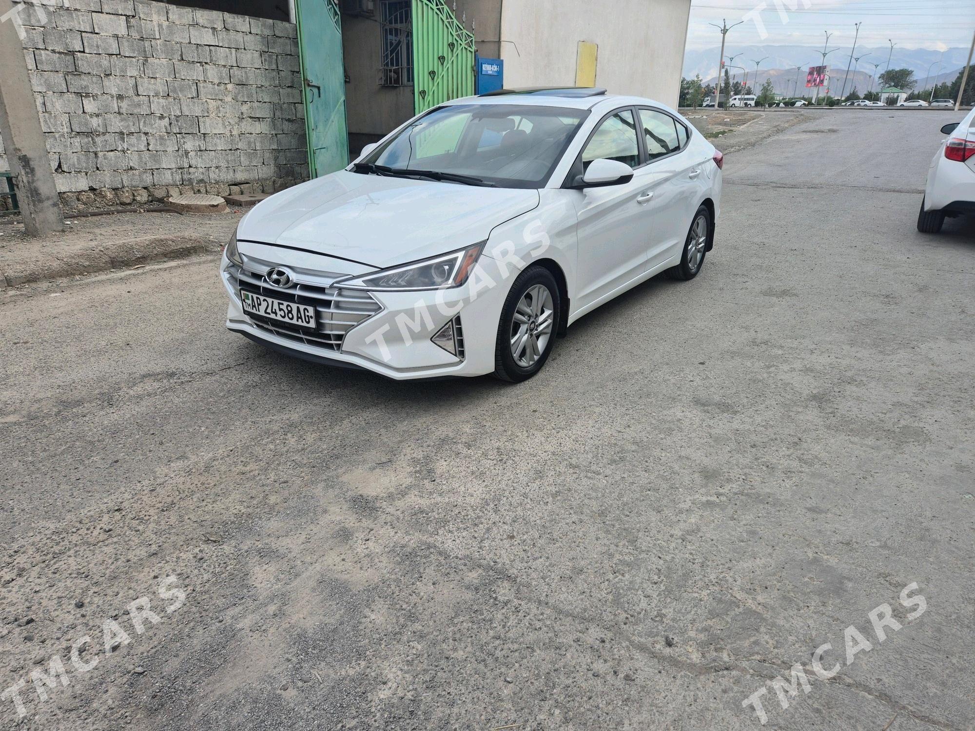 Hyundai Elantra 2020 - 206 850 TMT - Büzmeýin - img 7