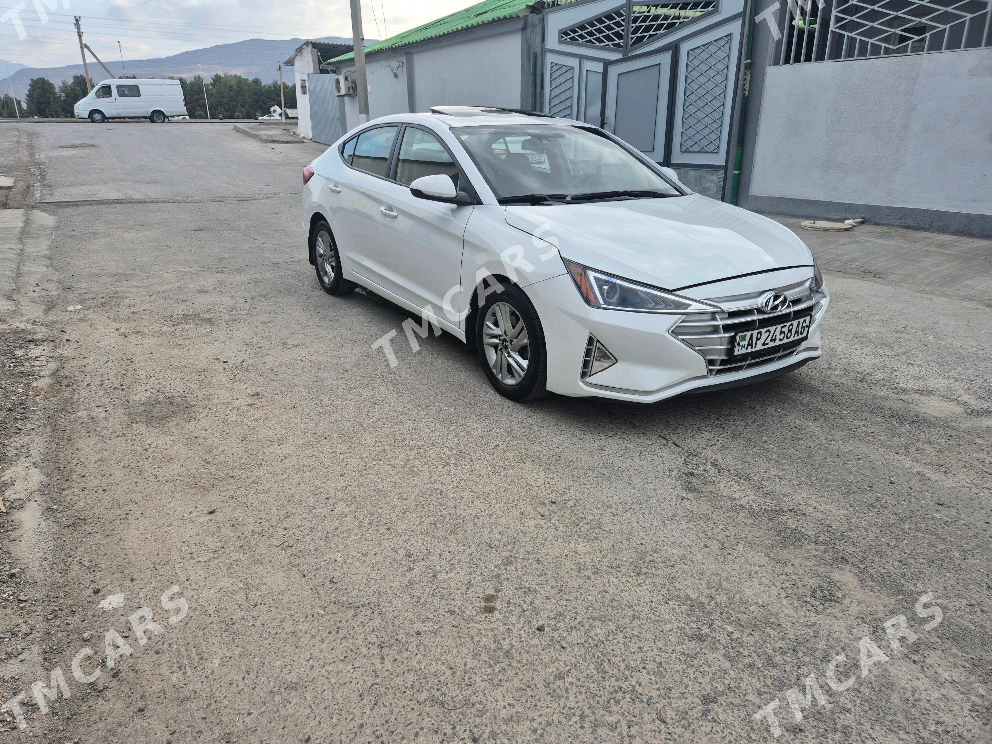 Hyundai Elantra 2020 - 206 850 TMT - Büzmeýin - img 8
