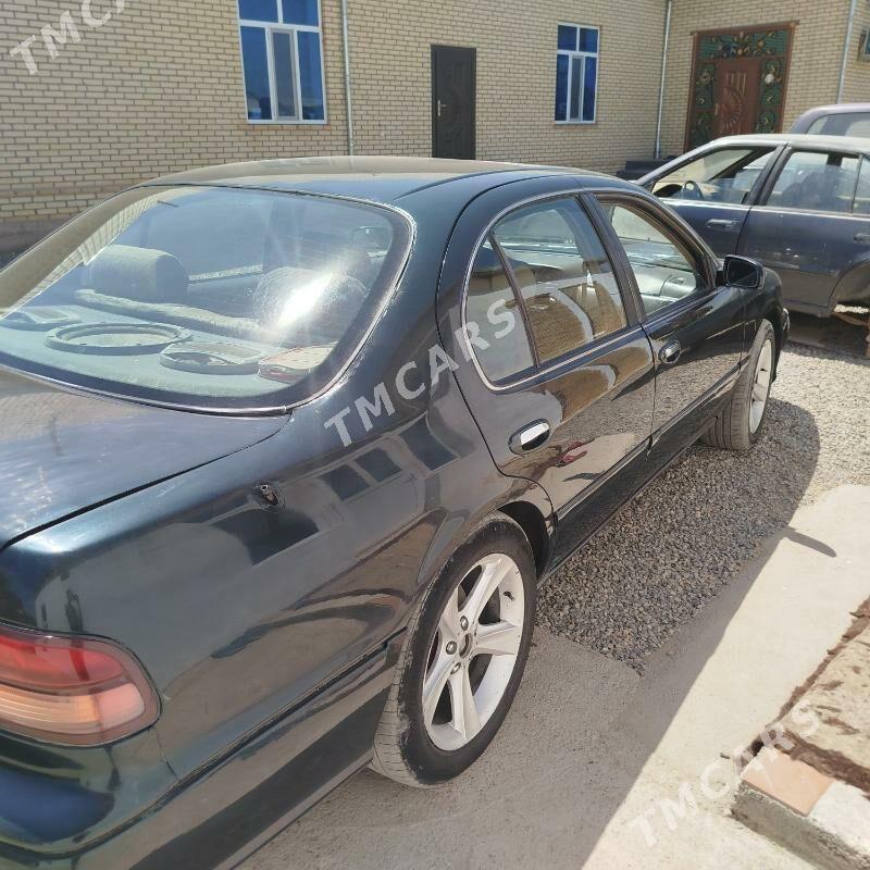 Infiniti I30 1997 - 38 000 TMT - Сакарчага - img 3