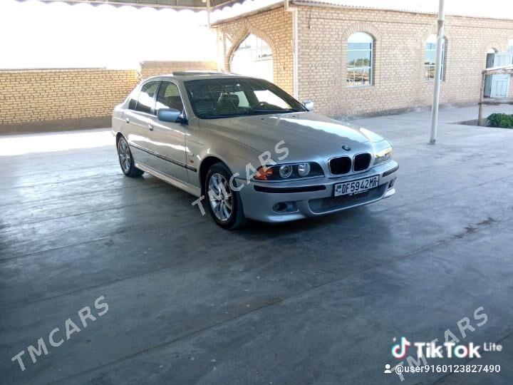 BMW E39 2003 - 110 000 TMT - Мары - img 1