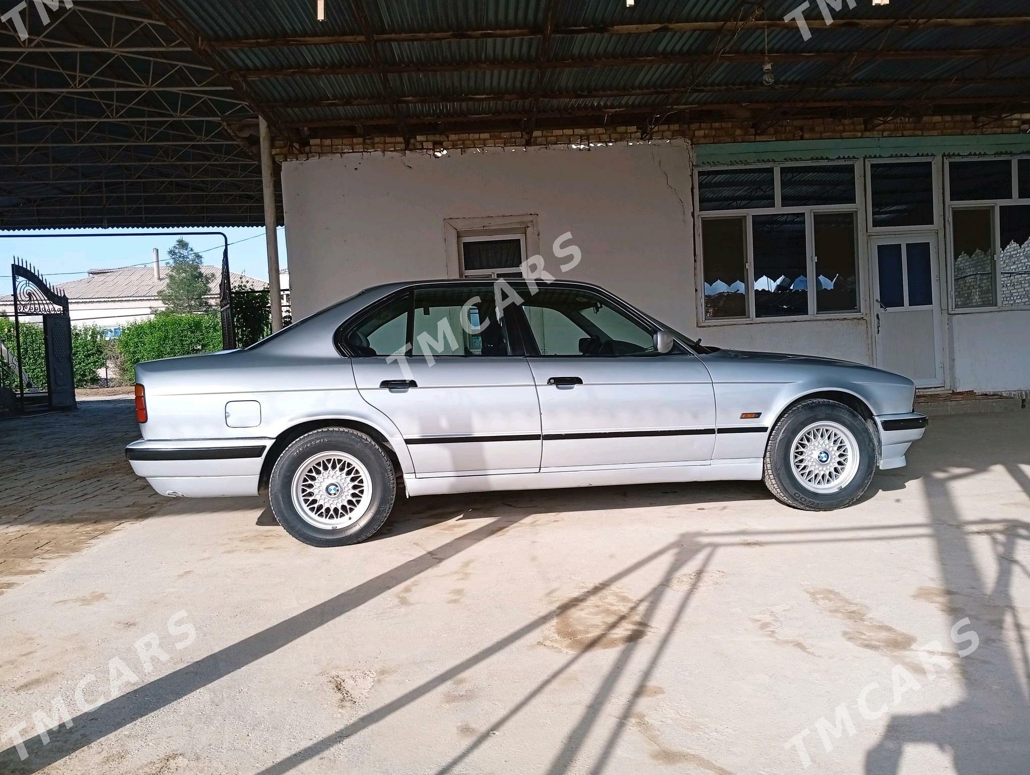 BMW 525 1993 - 56 000 TMT - Векильбазар - img 9