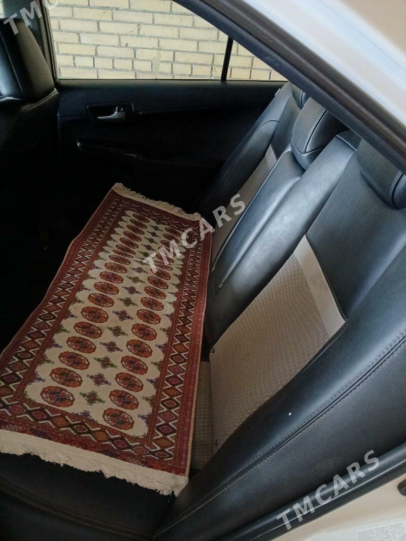 Toyota Camry 2012 - 200 000 TMT - Сакар - img 7