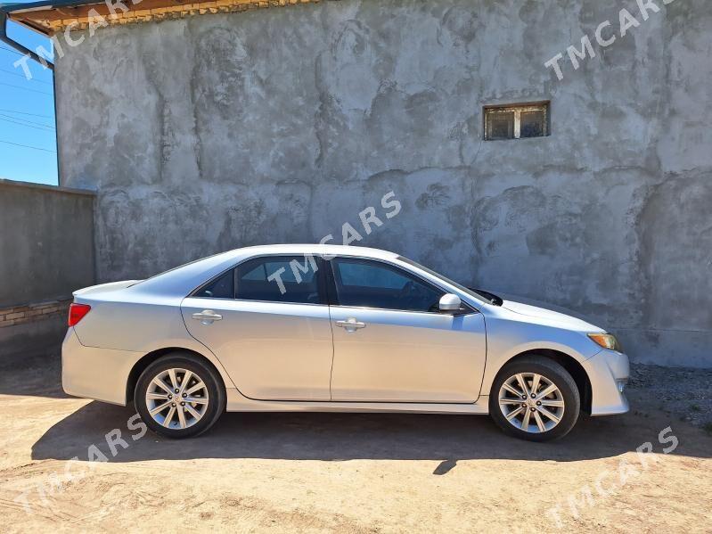 Toyota Camry 2012 - 200 000 TMT - етр. Туркменбаши - img 2