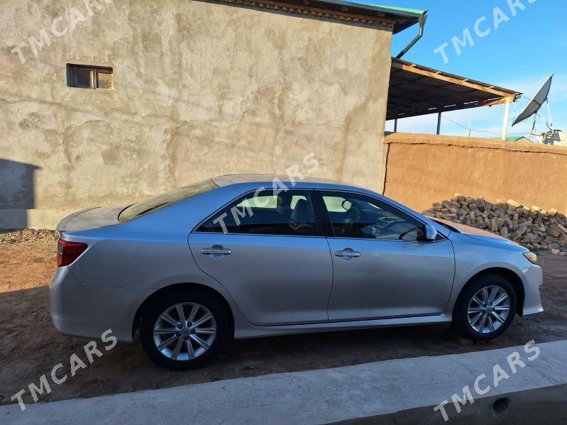 Toyota Camry 2012 - 200 000 TMT - етр. Туркменбаши - img 6
