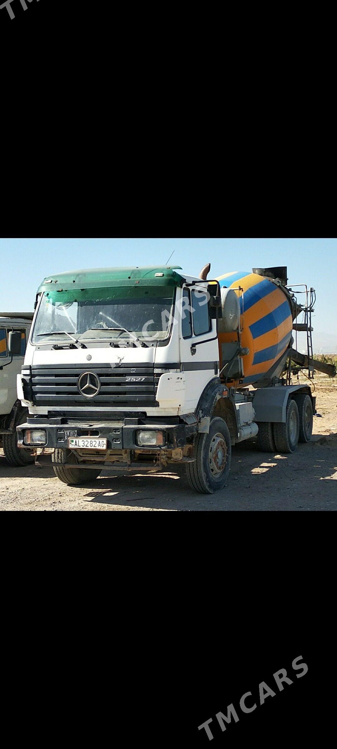 Mercedes-Benz ACTROS 3331 1998 - 400 000 TMT - Bedew - img 1