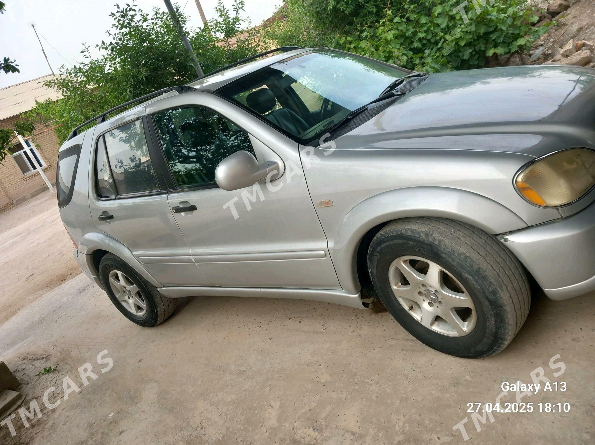 Mercedes-Benz ML350 2001 - 70 000 TMT - Чарджоу - img 3