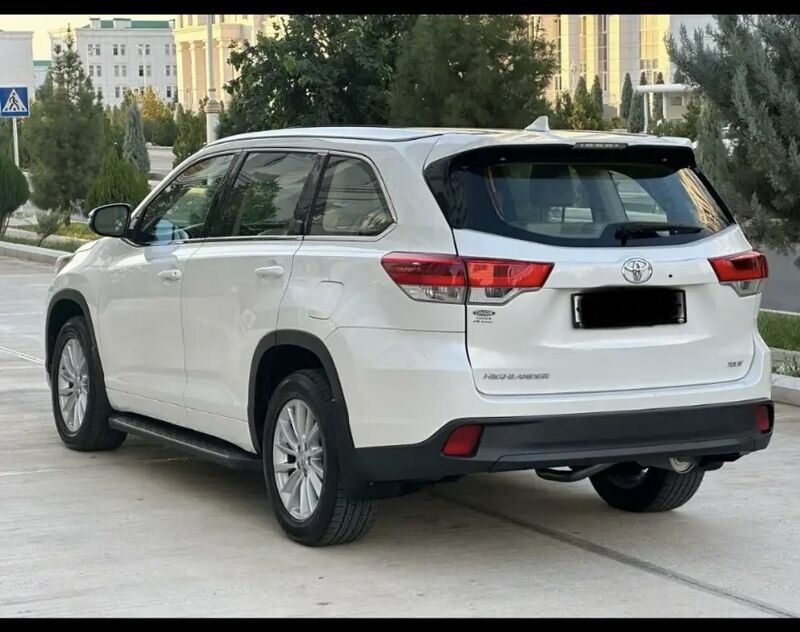 Toyota Highlander 2019 - 500 000 TMT - Podwoýski köç. (Bitarap Türkmenistan şaýoly) - img 6