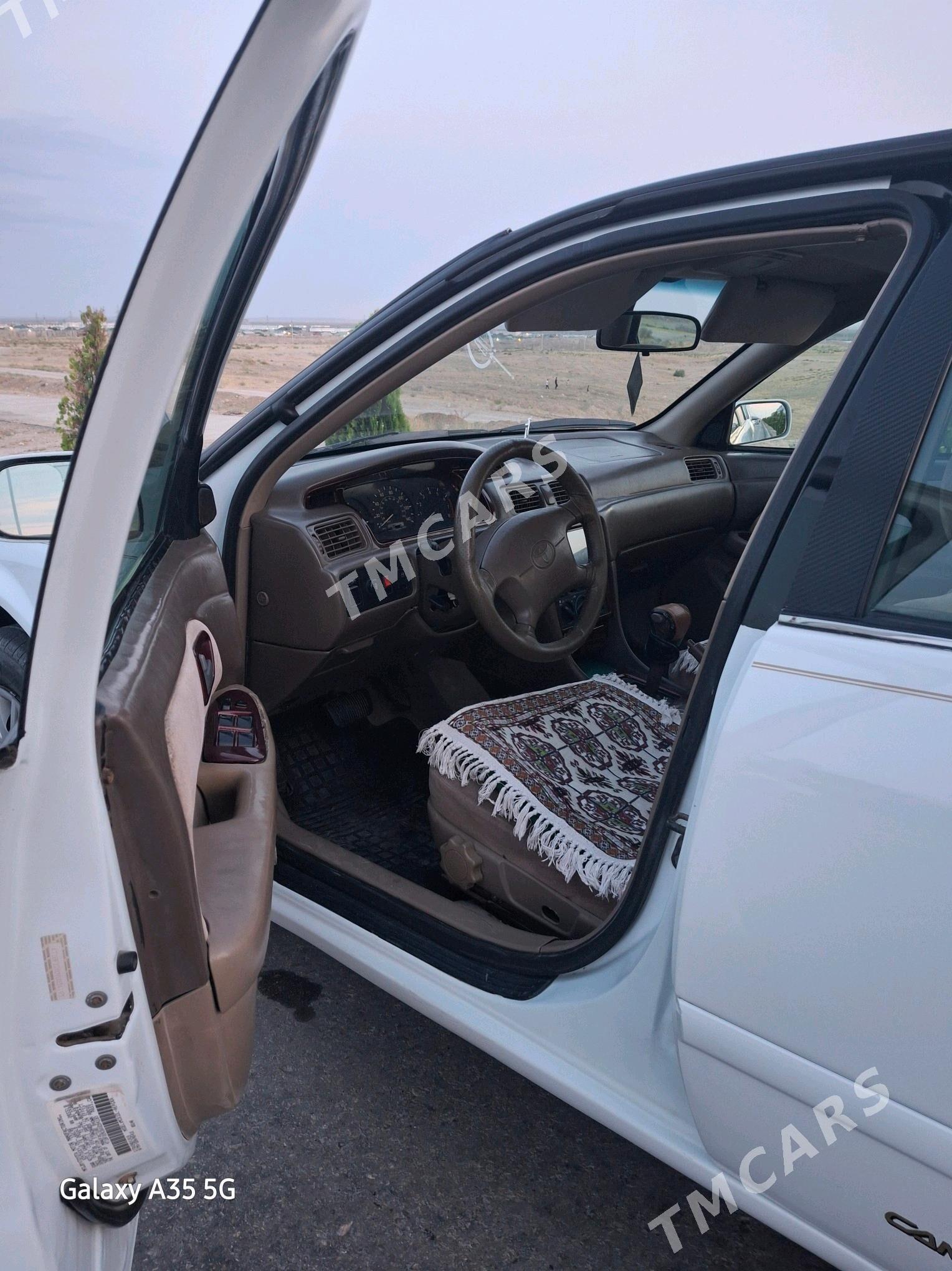 Toyota Camry 1997 - 130 000 TMT - Гумдаг - img 5