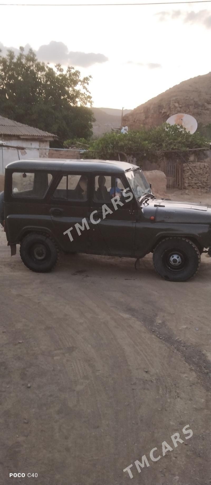 UAZ 469 2001 - 65 000 TMT - Magtymguly - img 4