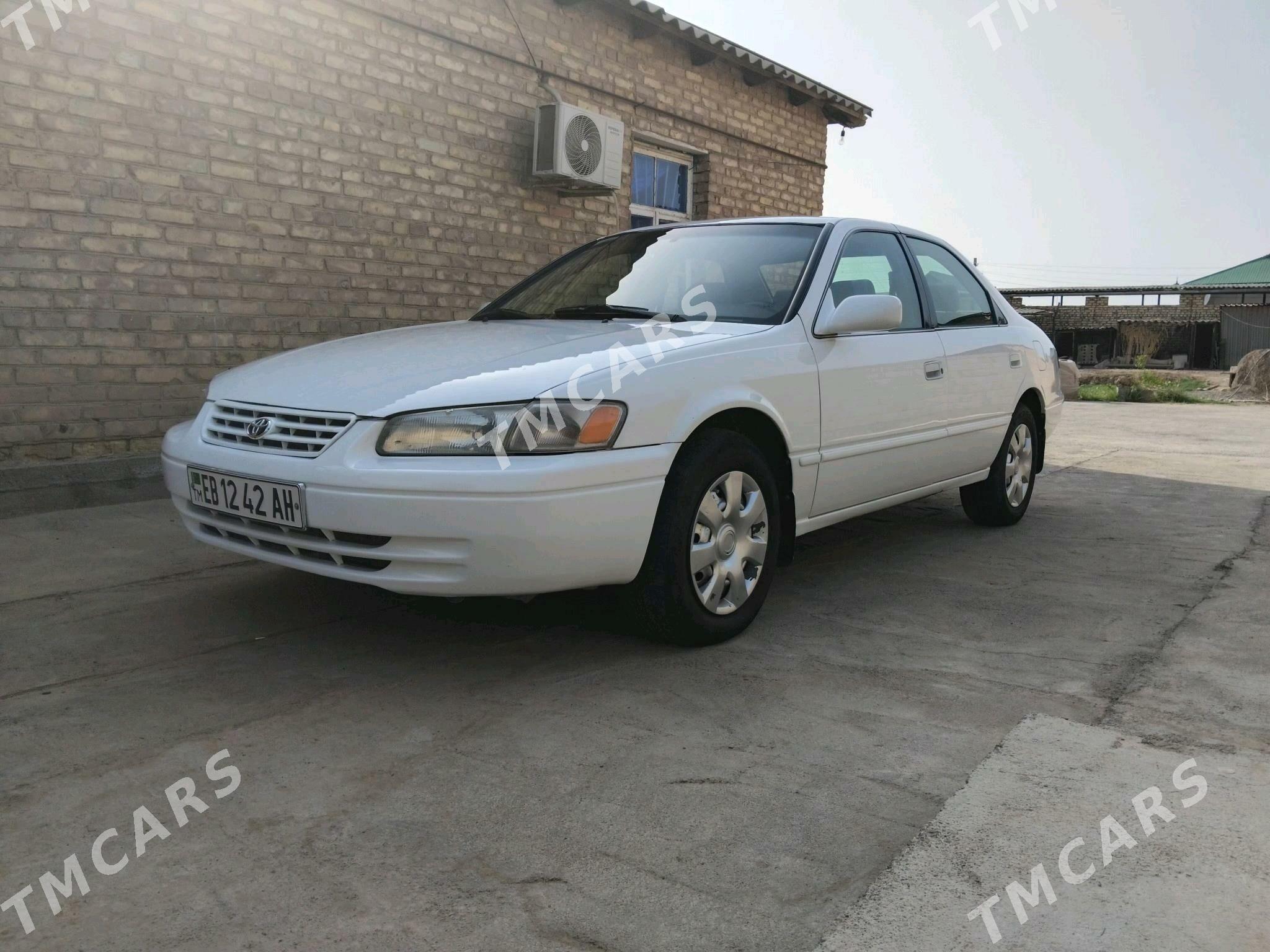 Toyota Camry 1999 - 110 000 TMT - Babadaýhan - img 2