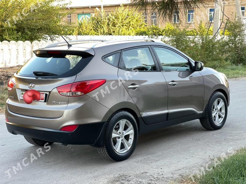 Hyundai Tucson 2011 - 165 000 TMT - Türkmenabat - img 6