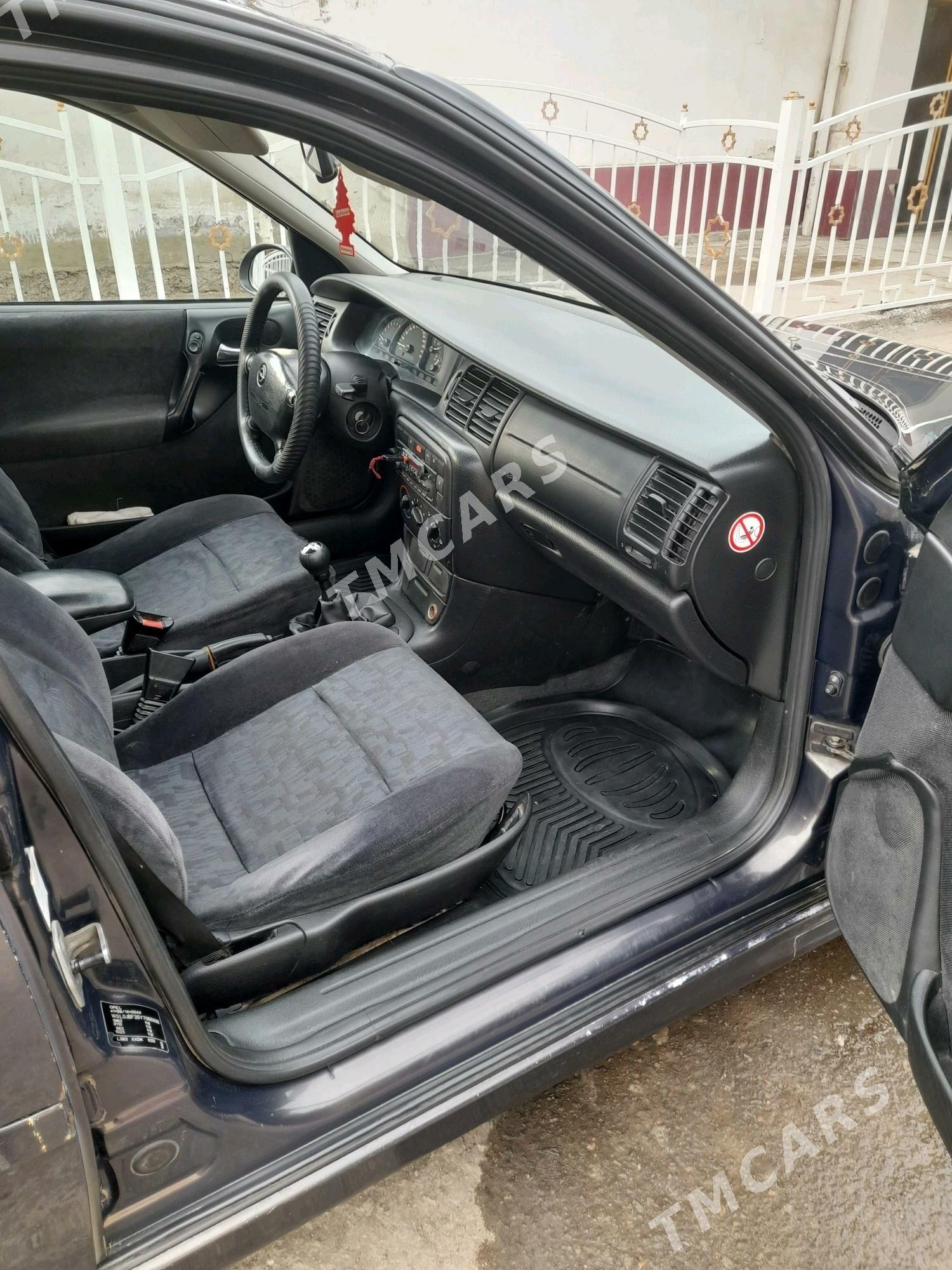 Opel Vectra 2000 - 60 000 TMT - Дашогуз - img 6