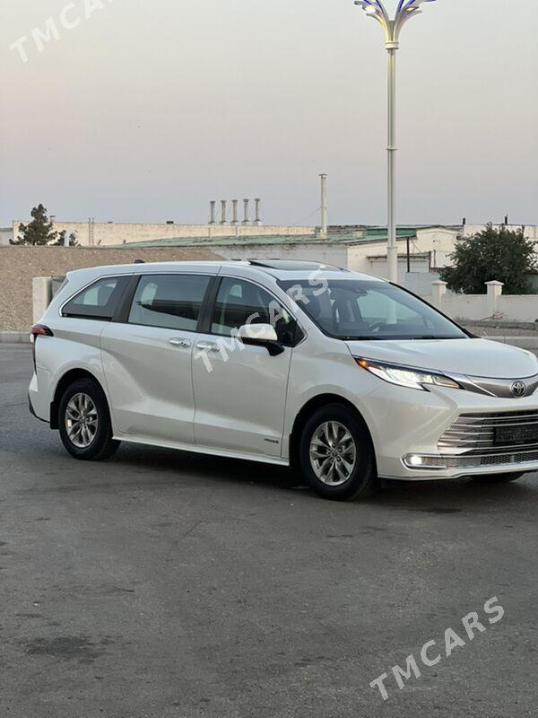 Toyota Sienna 2021 - 490 000 TMT - Aşgabat - img 5