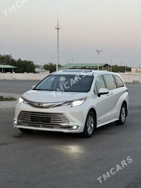 Toyota Sienna 2021 - 490 000 TMT - Aşgabat - img 7