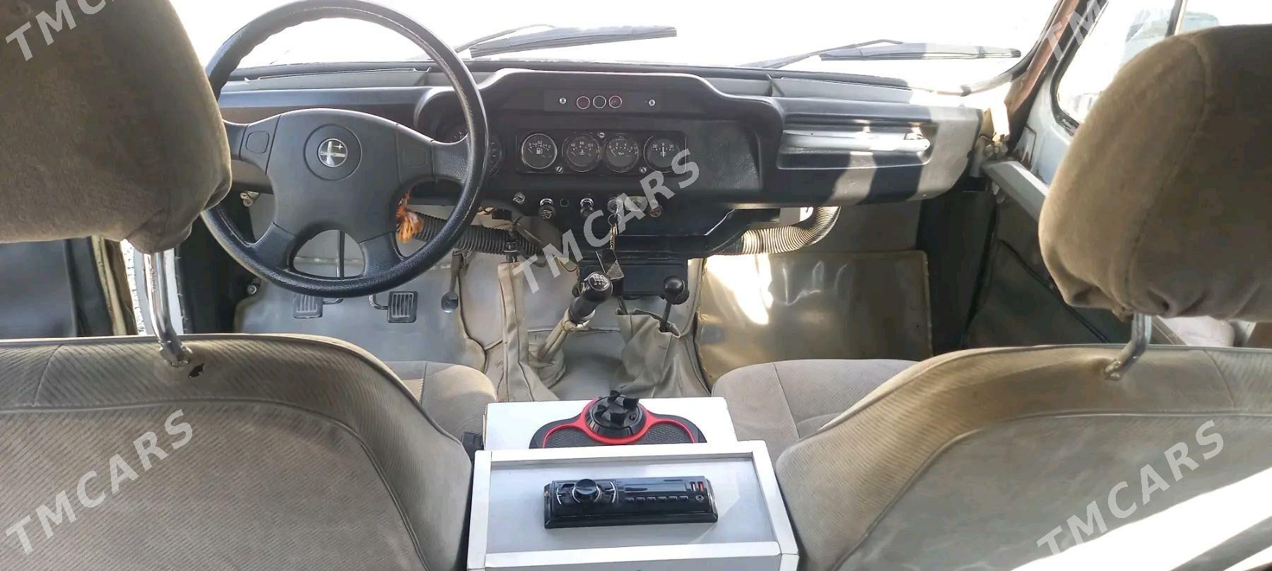 UAZ 469 2002 - 80 000 TMT - Бахарден - img 10