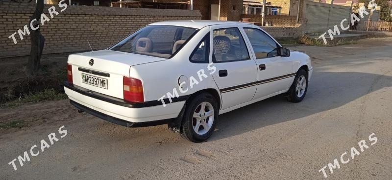 Opel Vectra 1991 - 26 000 TMT - Sakarçäge - img 2