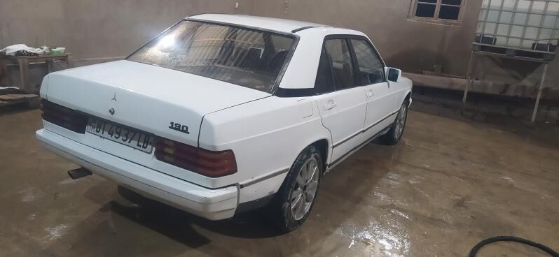 Mercedes-Benz 190E 1985 - 15 000 TMT - Гарабекевюл - img 3