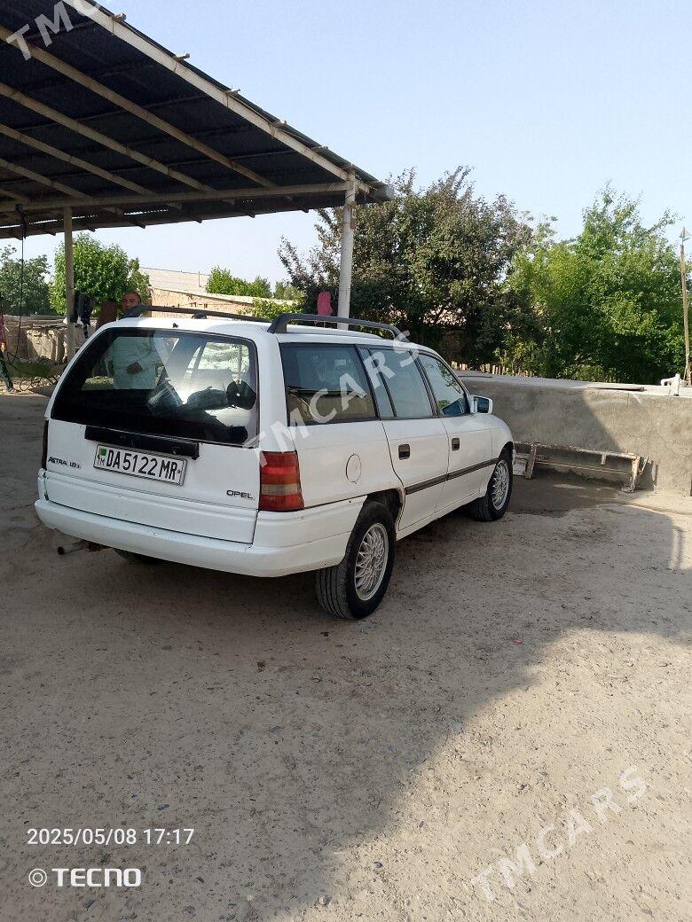 Opel Astra 1992 - 30 000 TMT - Mary - img 5