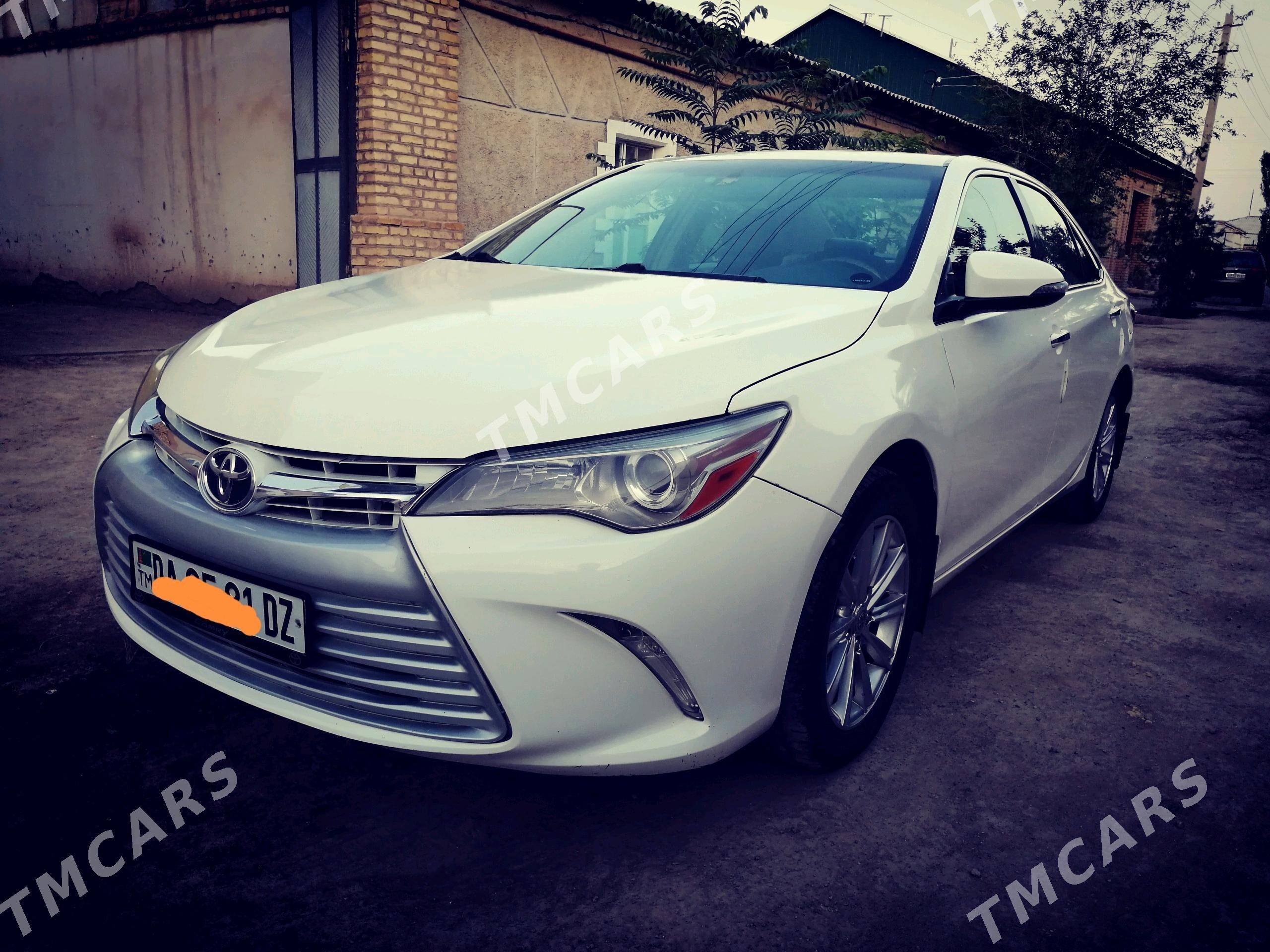 Toyota Camry 2016 - 190 000 TMT - Köneürgenç - img 3