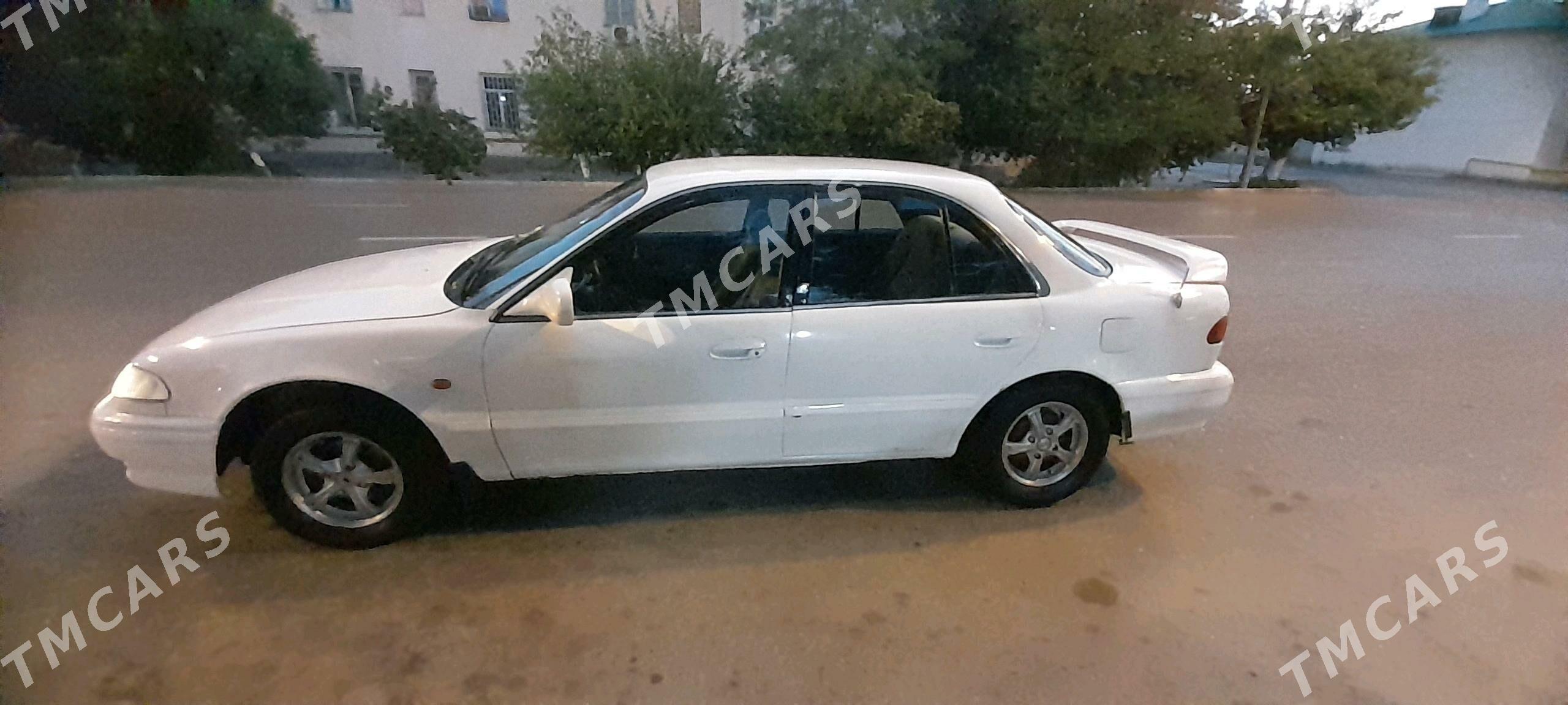 Hyundai Sonata 1994 - 30 000 TMT - Чарджоу - img 1