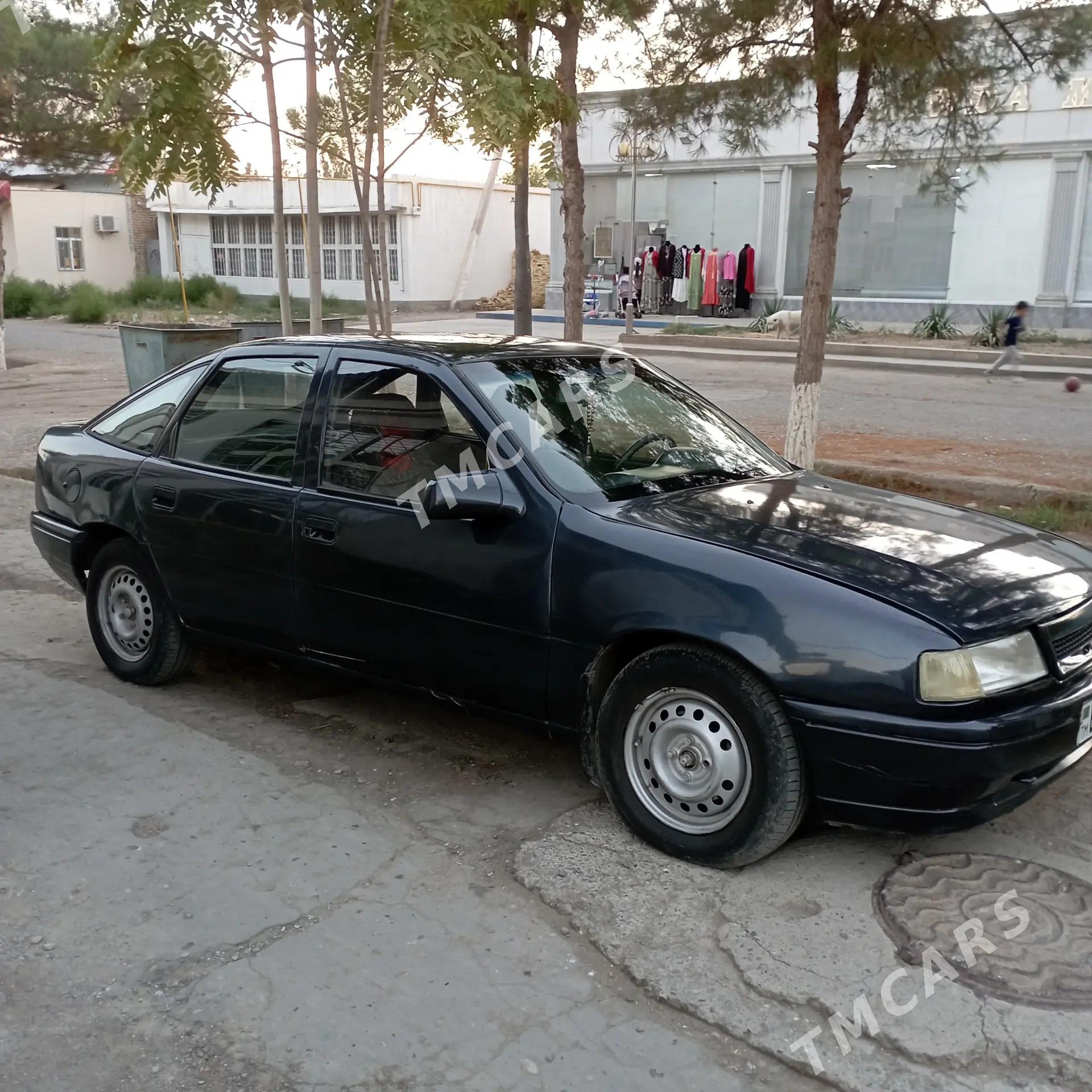 Opel Vectra 1992 - 25 000 TMT - Дянев - img 4