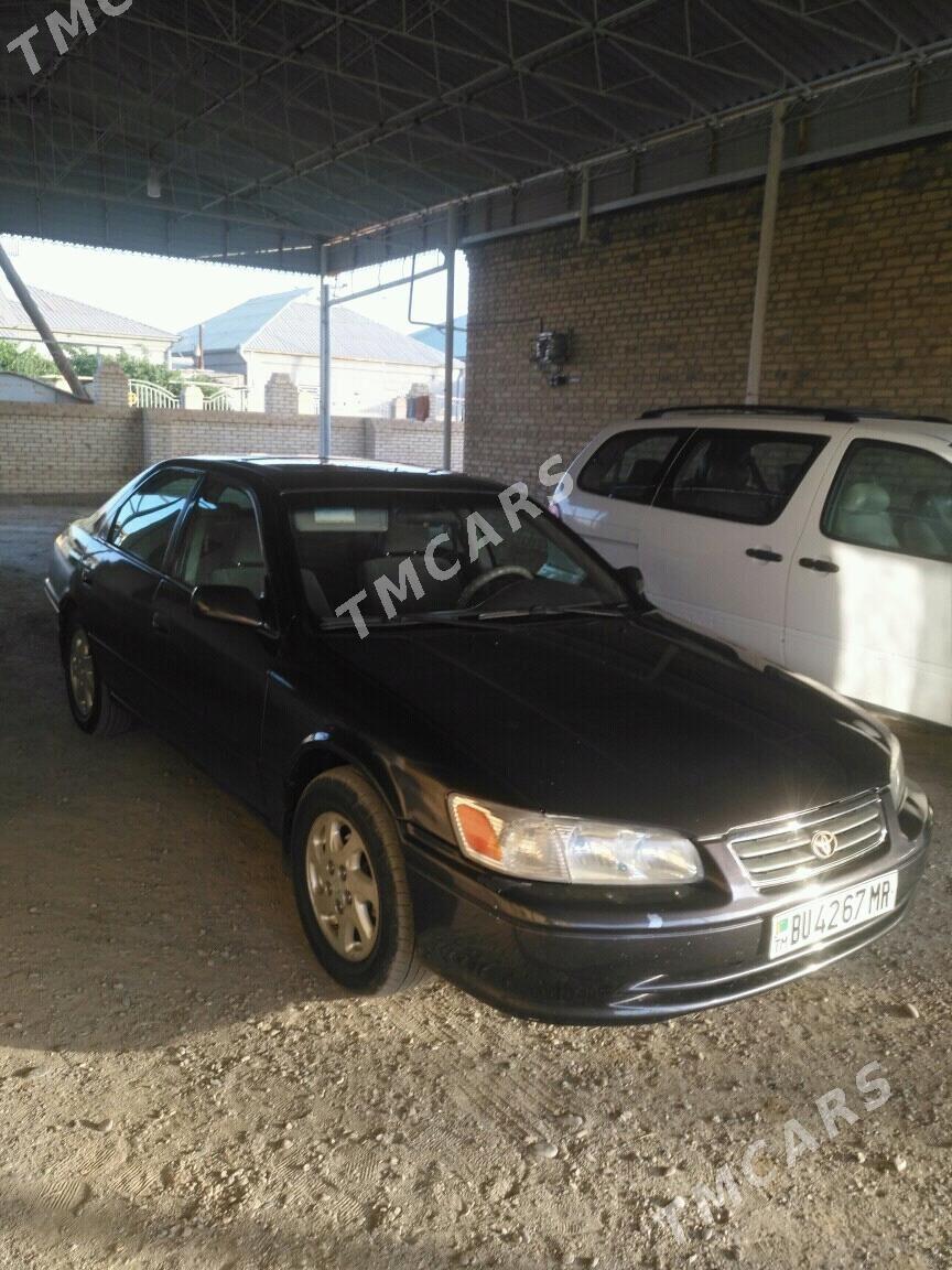 Toyota Camry 2001 - 130 000 TMT - Мургап - img 3