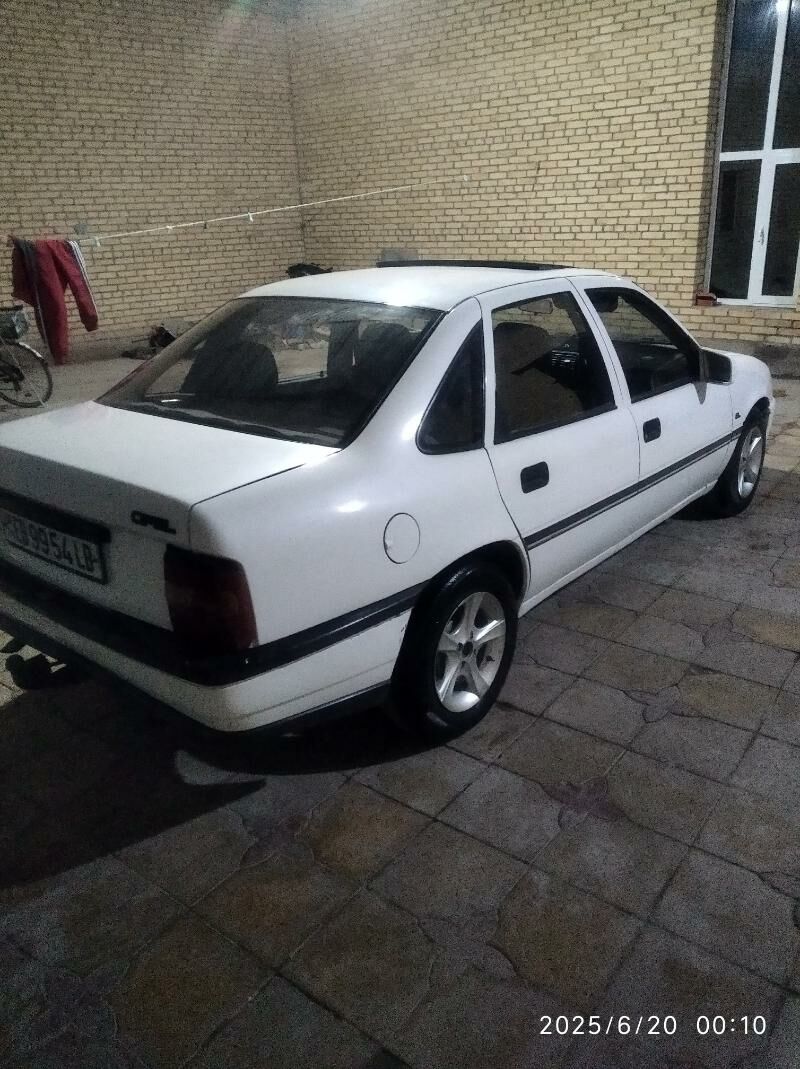 Opel Vectra 1991 - 29 000 TMT - Чарджоу - img 10