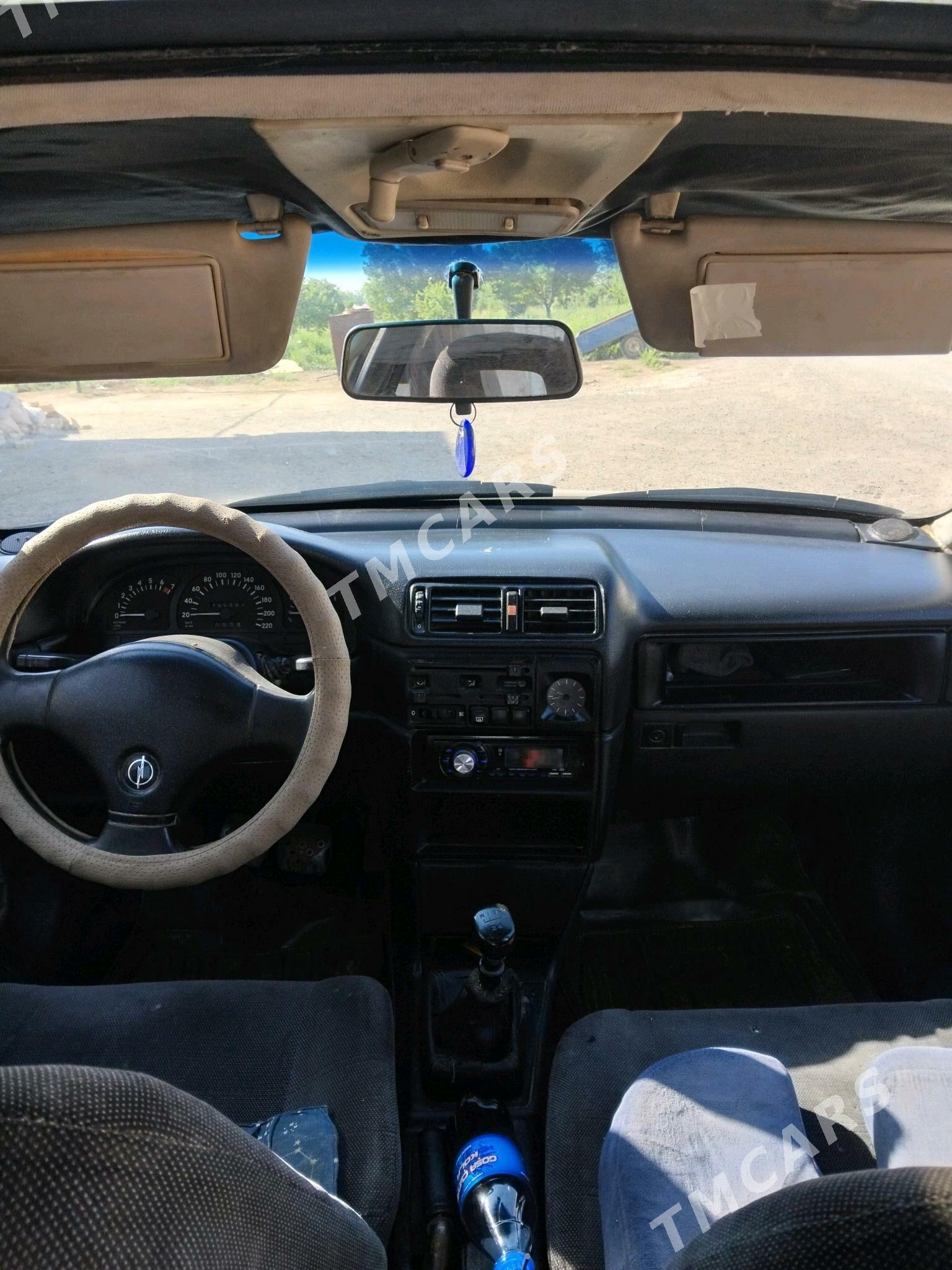 Opel Vectra 1992 - 36 000 TMT - Garagum etraby - img 2