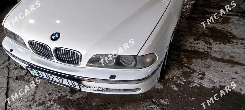 BMW E39 2000 - 80 000 TMT - Türkmenabat - img 9