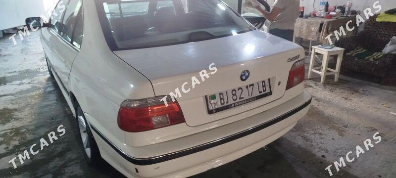 BMW E39 2000 - 80 000 TMT - Türkmenabat - img 4