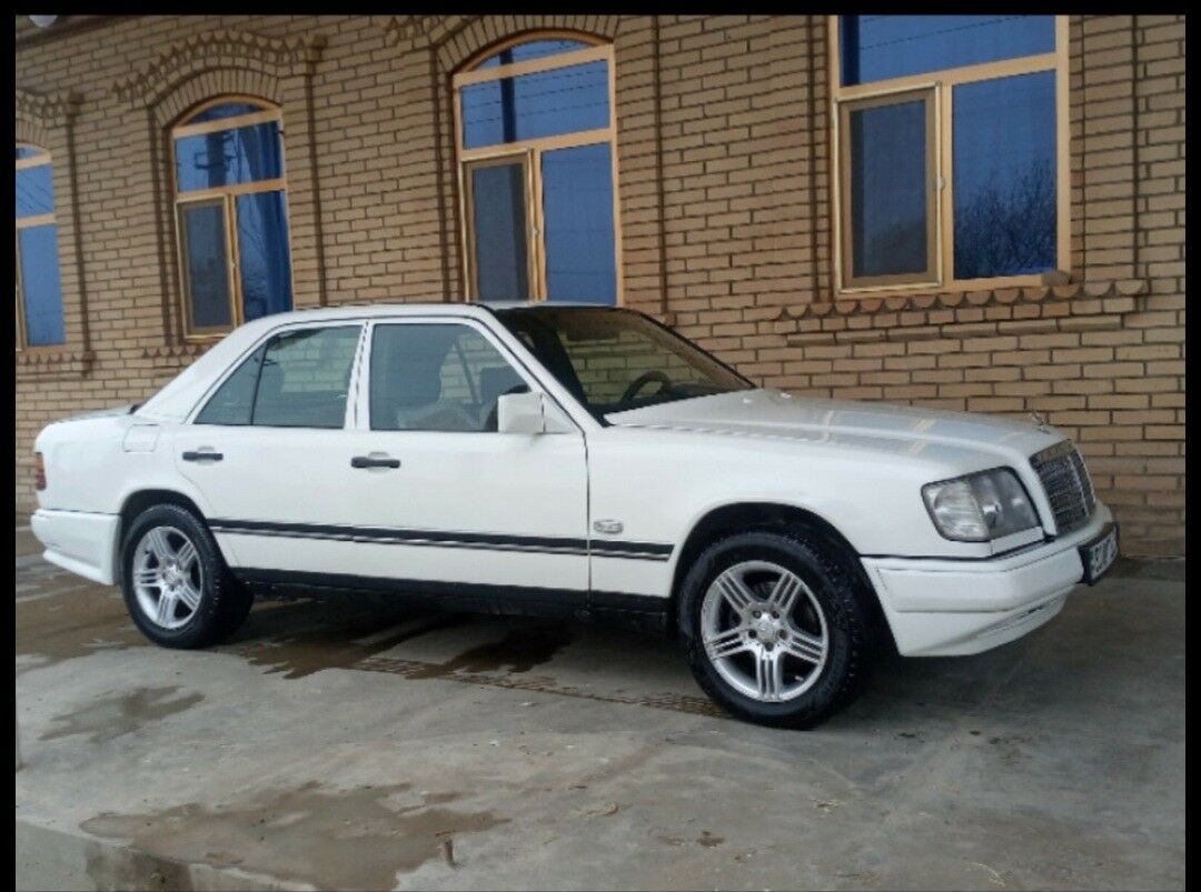 Mercedes-Benz 300E 1991 - 35 000 TMT - Чарджоу - img 8