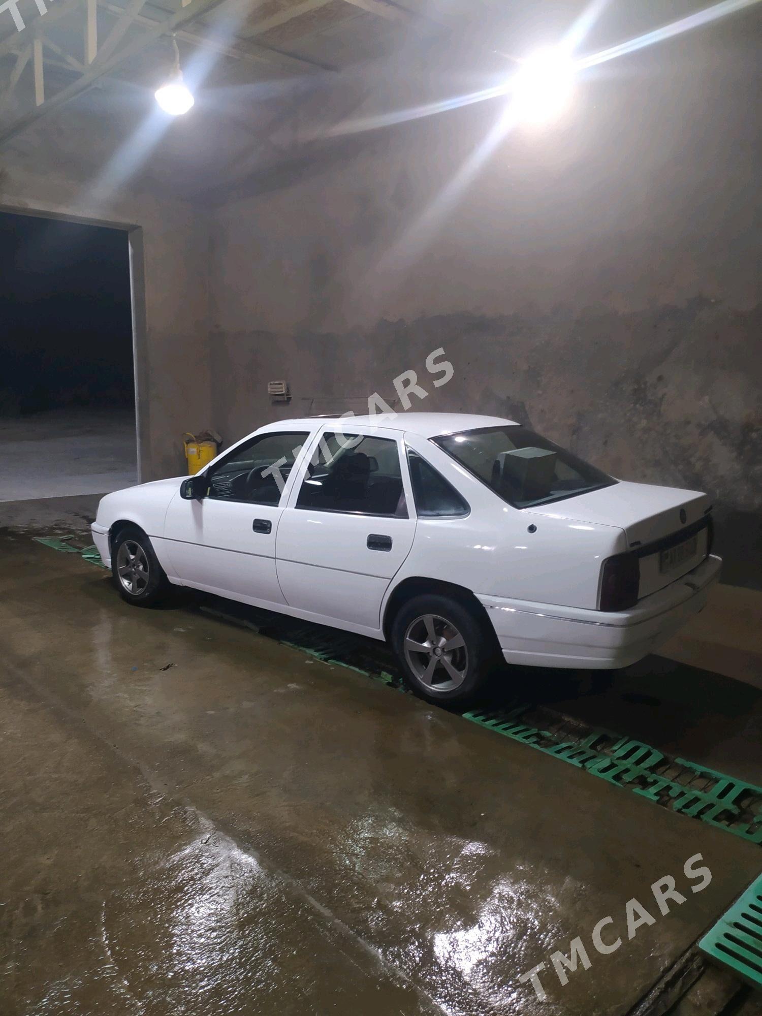 Opel Vectra 1991 - 20 000 TMT - Сакар - img 6
