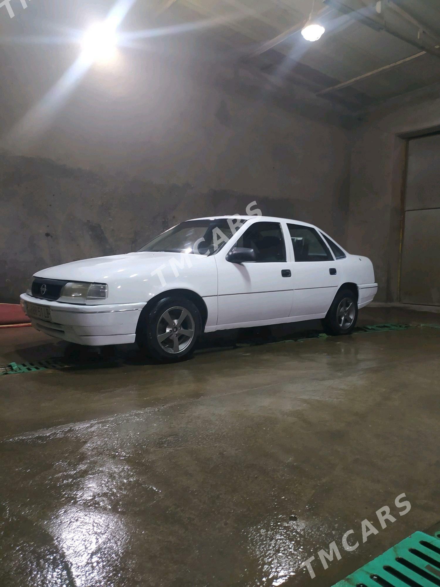Opel Vectra 1991 - 20 000 TMT - Сакар - img 5