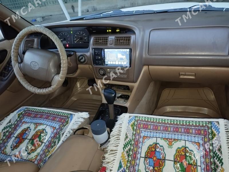 Toyota Avalon 1995 - 110 000 TMT - Гызыларбат - img 3
