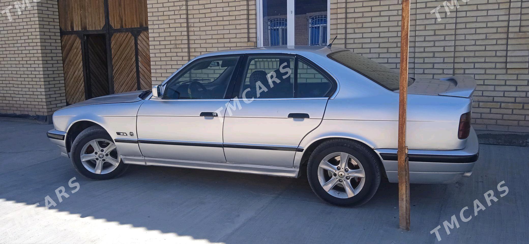 BMW 525 1991 - 35 000 TMT - Фарап - img 2