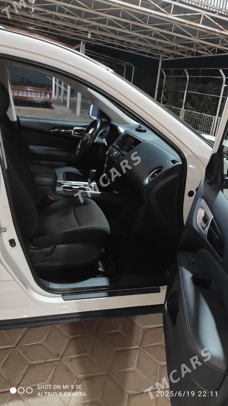 Nissan Pathfinder 2020 - 300 000 TMT - Baýramaly - img 2